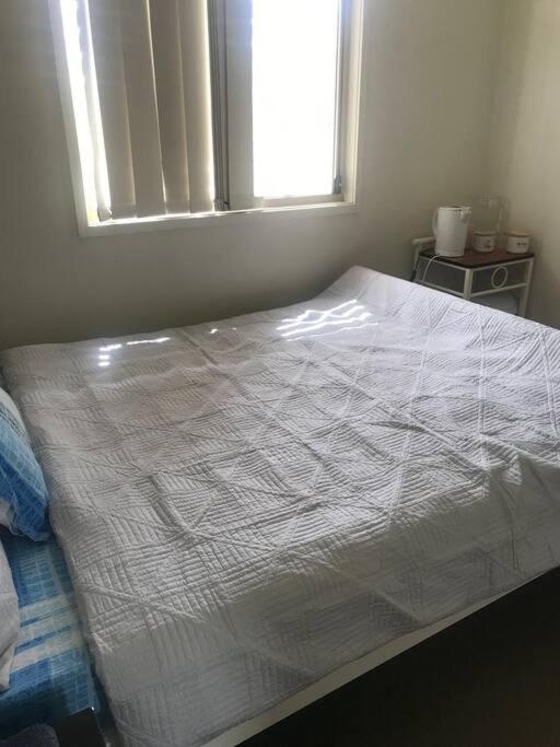 Room With Separate Bath In Shared Homestay Redcliffe Luaran gambar