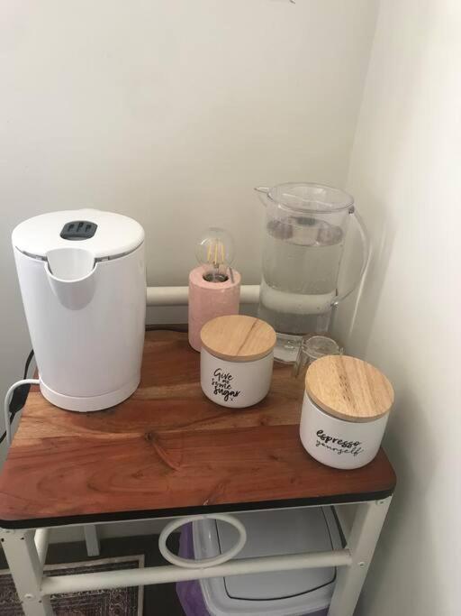 Room With Separate Bath In Shared Homestay Redcliffe Luaran gambar